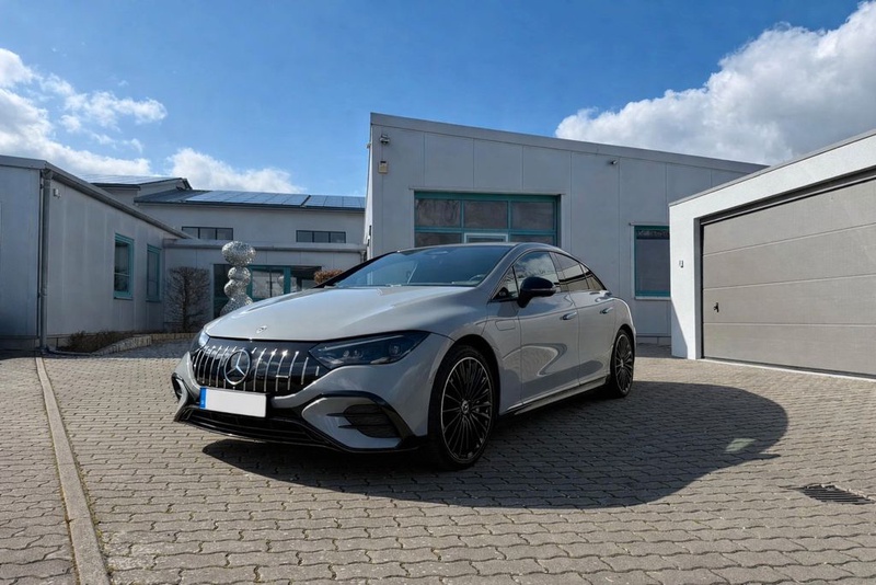 Mercedes-Benz EQE