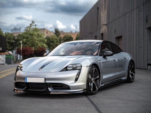 Porsche Taycan 2020