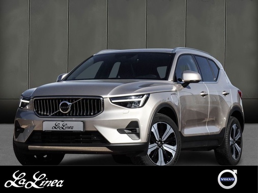 Volvo XC40 2023