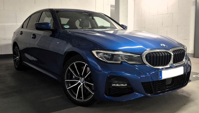 BMW 3 Series 2019