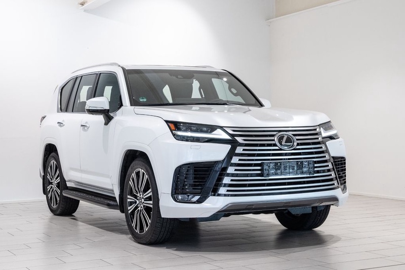 Lexus LX