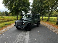 Land Rover Defender 2013