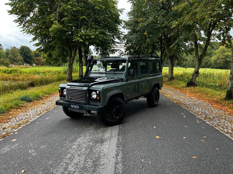 Land Rover Defender