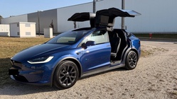 Tesla Model X 2023