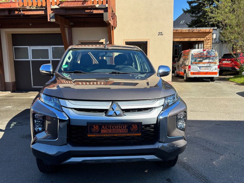 Mitsubishi L200