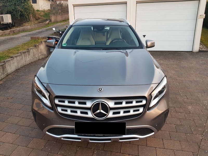 Mercedes-Benz GLA-Class