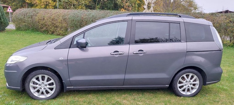 Mazda 5