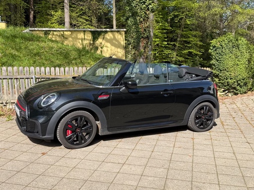 MINI Cabrio 2024
