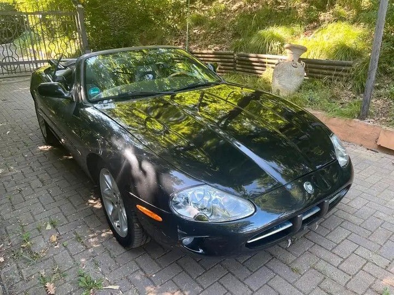 Jaguar XK