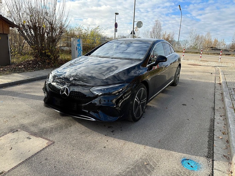 Mercedes-Benz EQE