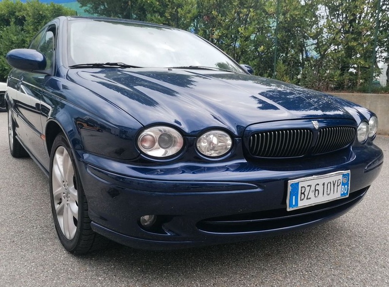 Jaguar X-TYPE