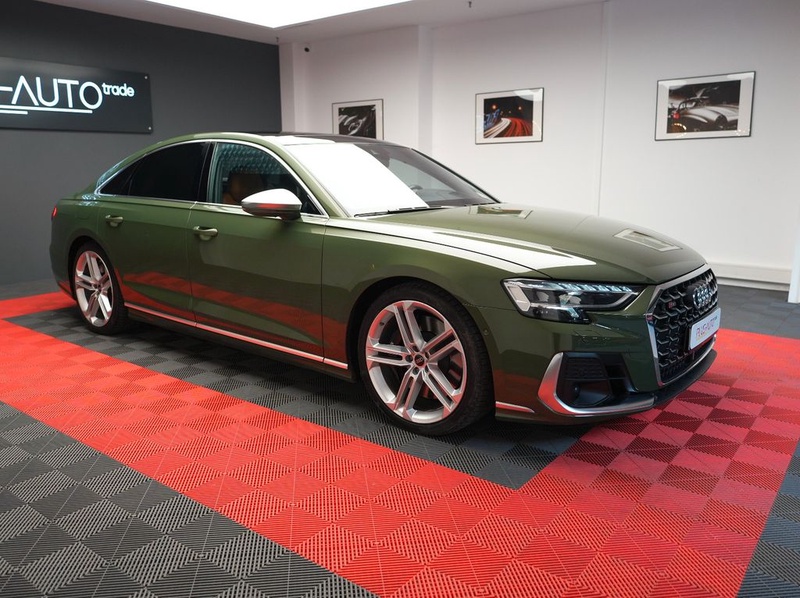 Audi S8