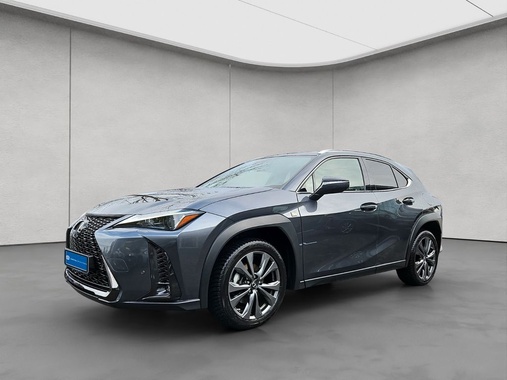 Lexus UX 2024
