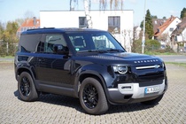 Land Rover Defender 2025