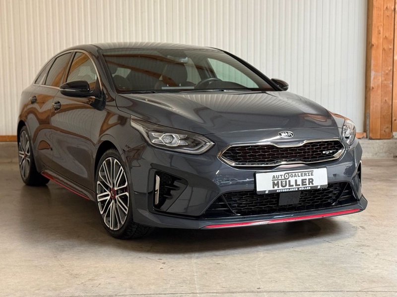 Kia pro cee'd / ProCeed