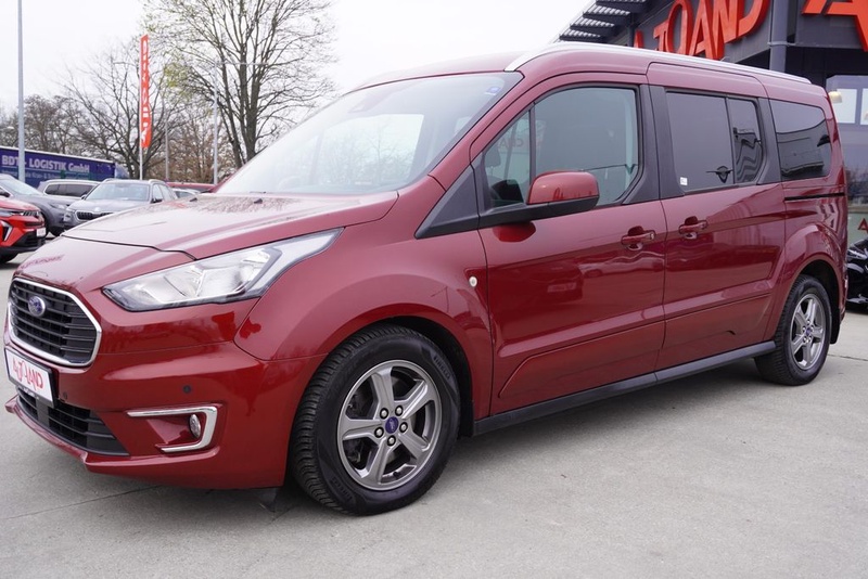Ford Grand Tourneo
