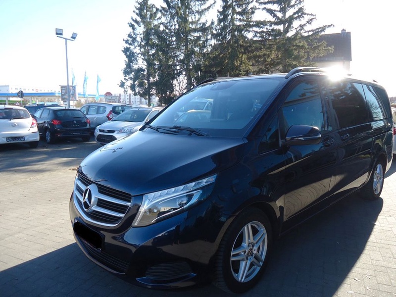 Mercedes-Benz V-Class