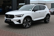 Volvo XC40 2025