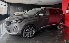 Peugeot 5008 2021