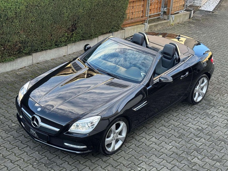 Mercedes-Benz SLK-Class