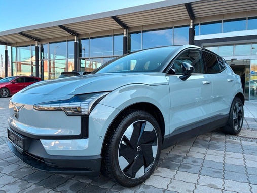 Volvo EX30 2024
