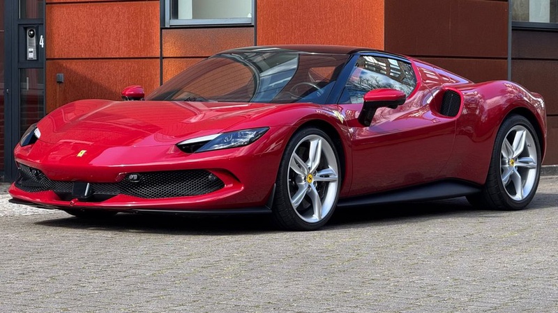 Ferrari 296