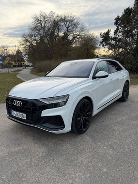 Audi SQ8 2019