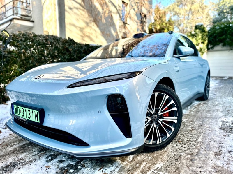 NIO ET5