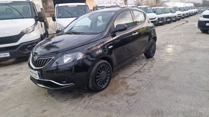 Lancia Ypsilon 2022