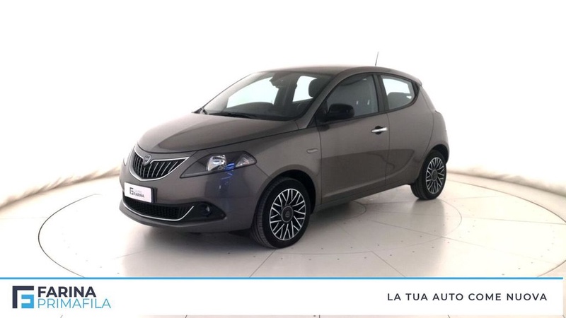 Lancia Ypsilon