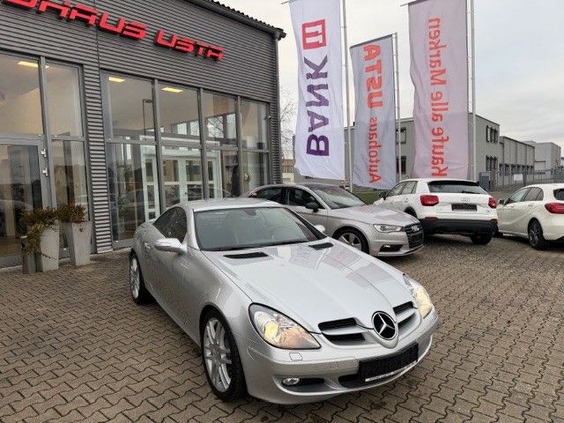 Mercedes-Benz SLK-Class