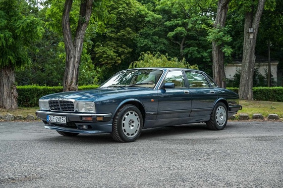 Jaguar XJ40 1990