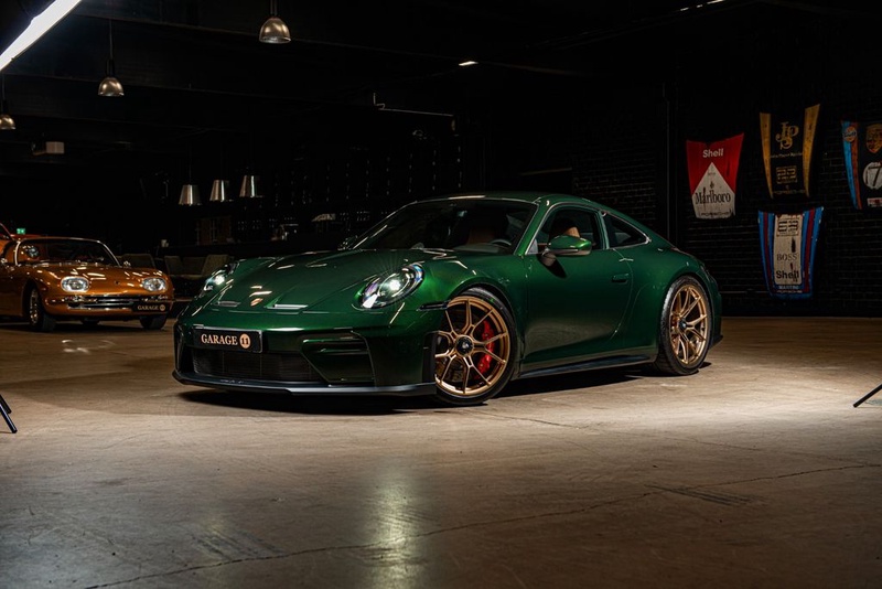 Porsche 992