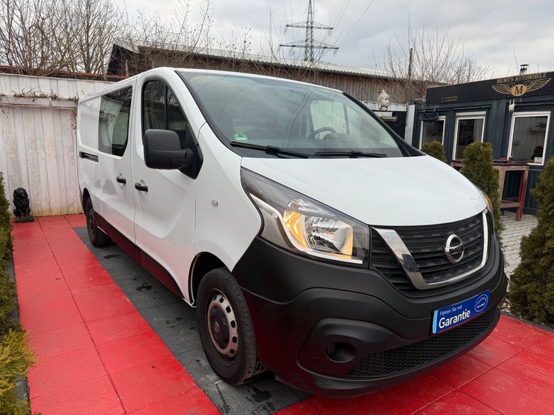 Nissan NV300