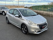 Peugeot 208 2015