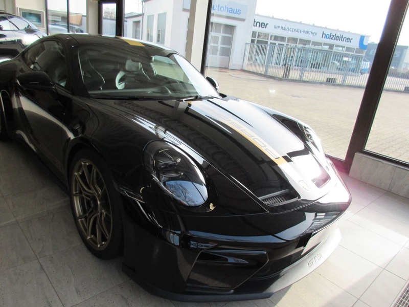 Porsche 992