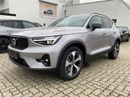 Volvo XC40 2025