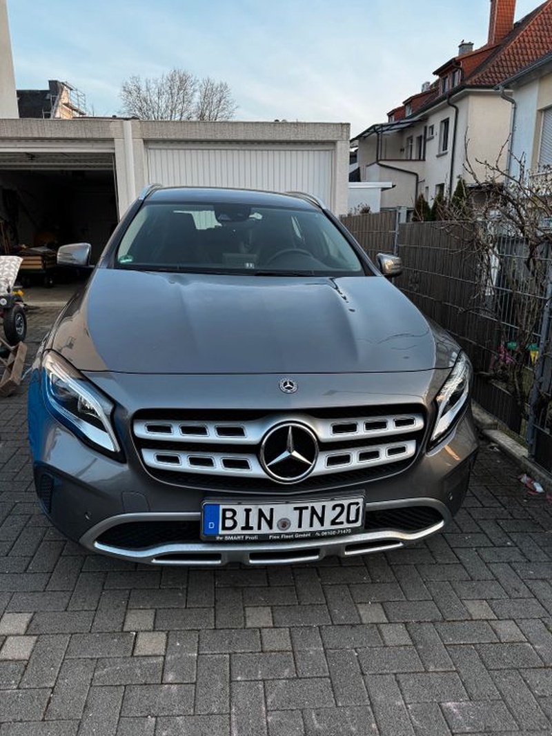 Mercedes-Benz GLA-Class