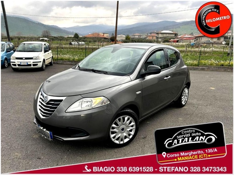 Lancia Ypsilon