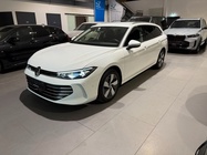 Volkswagen Passat 2025