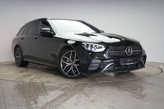 Mercedes-Benz E-Class 2022