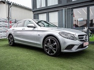 Mercedes-Benz C-Class 2021