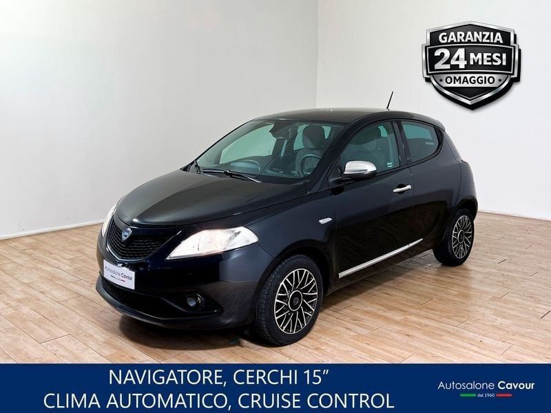 Lancia Ypsilon