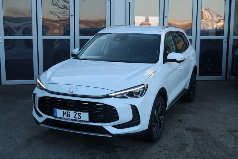 MG ZS