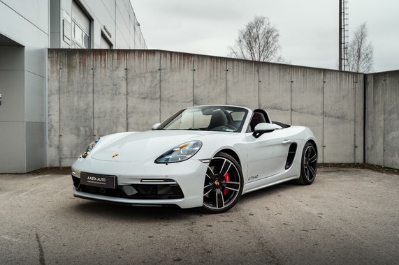 Porsche Other 2025