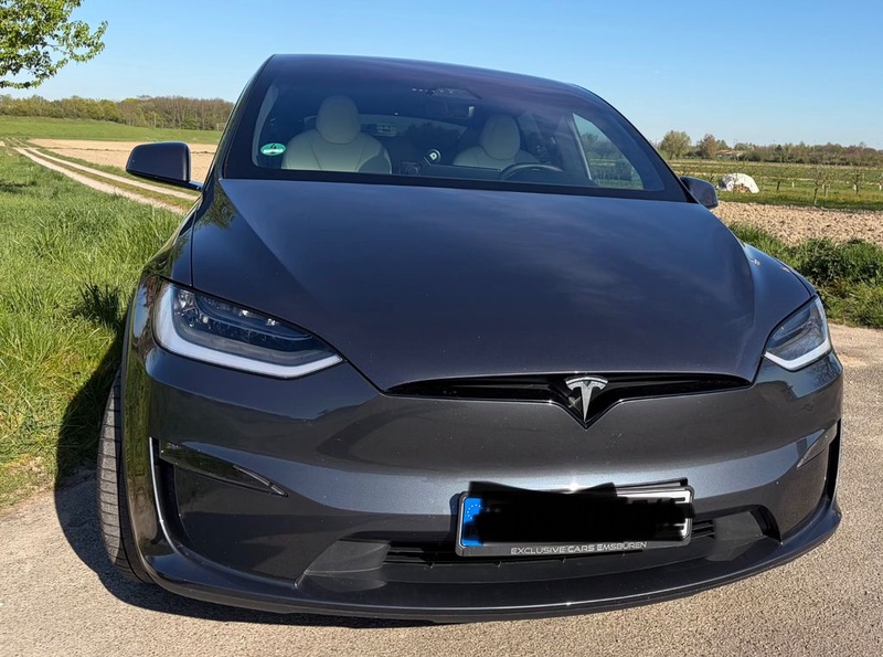 Tesla Model X