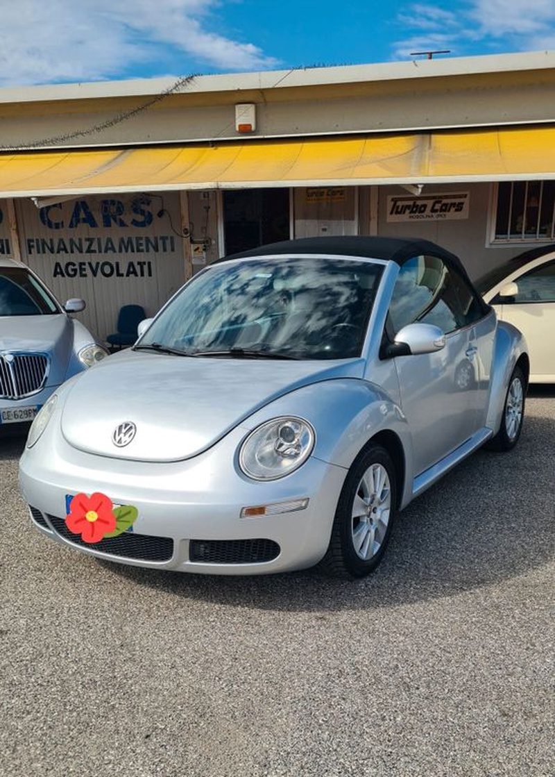 Volkswagen New Beetle