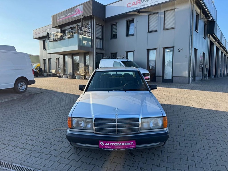 Mercedes-Benz 190