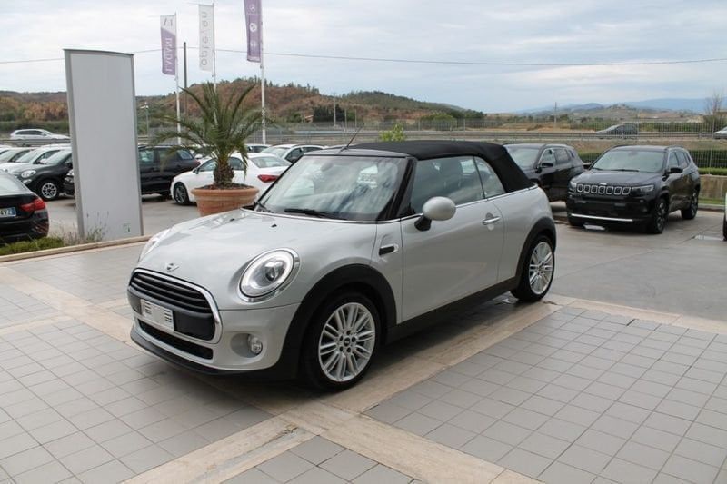 MINI Cabrio
