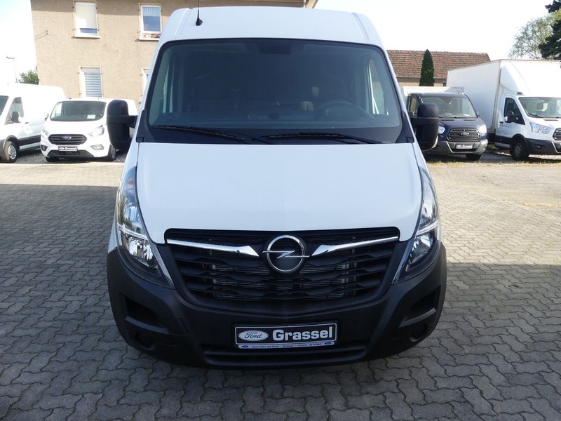 Opel Movano